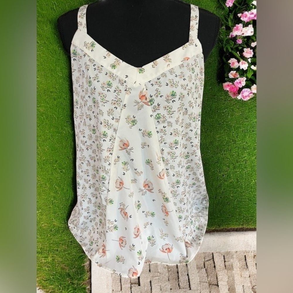LC Lauren Conrad Floral Halter Cami Sz L